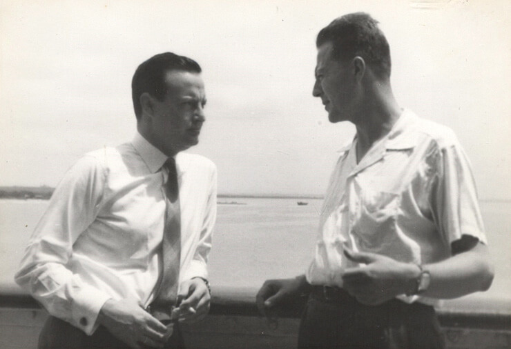 1959. Andrzej Komierowski (z prawej) i pierwszy oficer na statku „Angola” – Evelino.